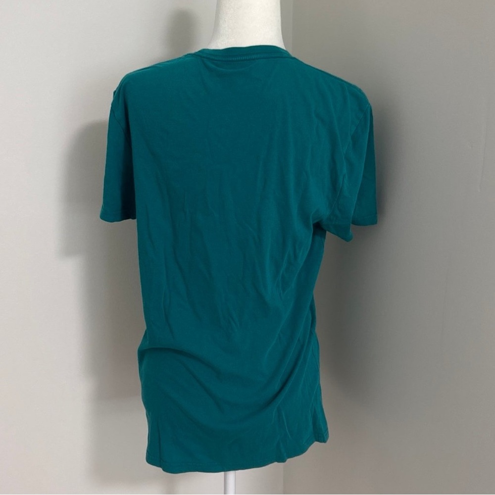 Lee® Whitney Houston Graphic Tee (Size Small) - Picture 5 of 7